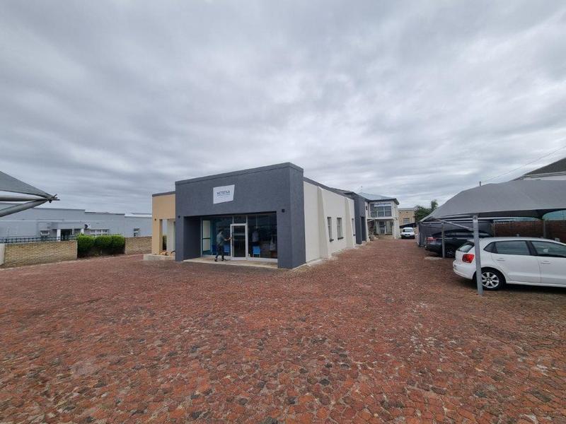 To Let commercial Property for Rent in Newton Park Eastern Cape